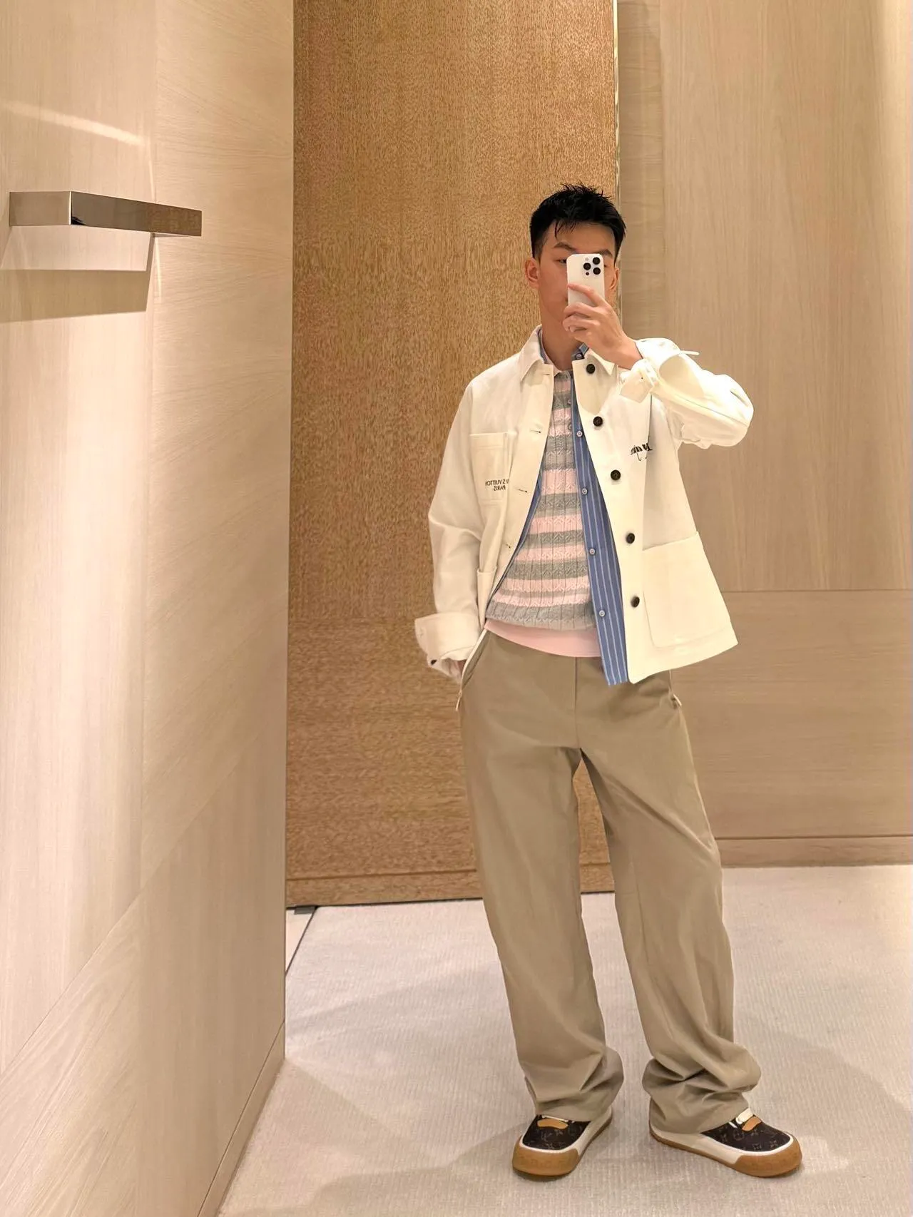 Louis Vuitton/Louis Vuitton Logo Printed Three Pocket Cargo Jacket Jacket